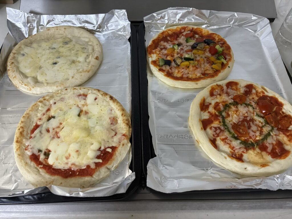 ピザ焼き上がり