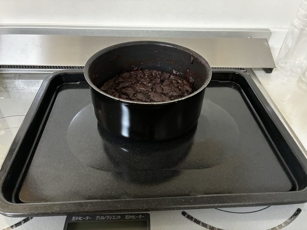 豆腐ガトーショコラ焼き上がり