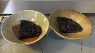豆腐ガトーショコラカット後