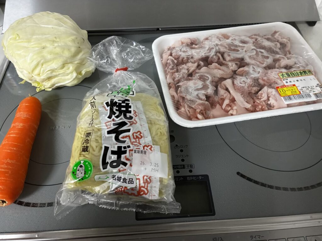 焼きそば素材写真