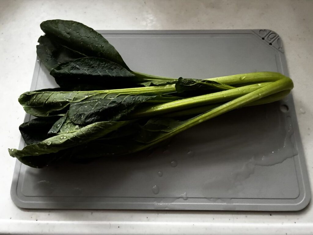 小松菜カット前