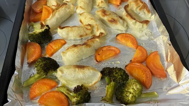 ヘルシオで冷凍餃子をそのまま焼いたら焼き目がついた