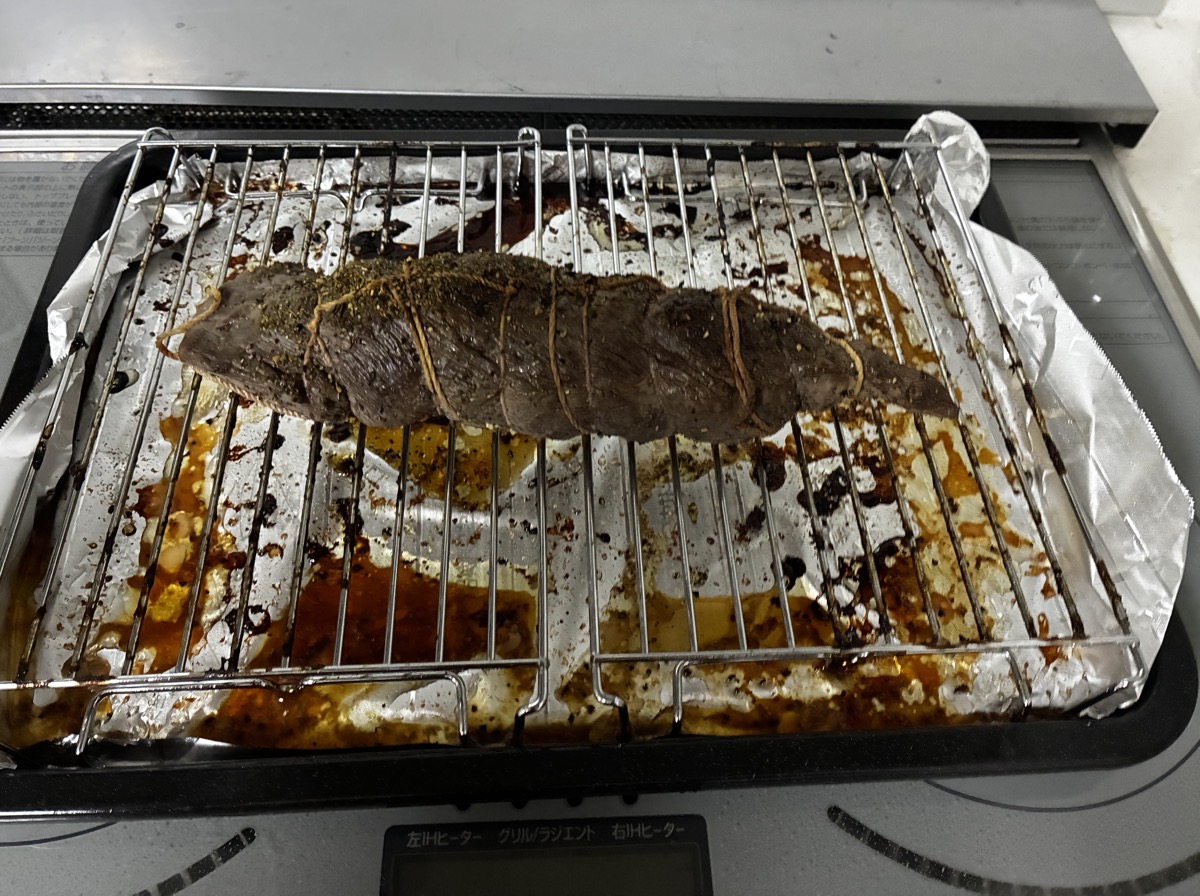 焼き上がったローストビーフ
